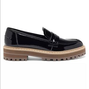 Vince Camuto
Women's Mckella Lug Sole Loafers 7.5 EUC!